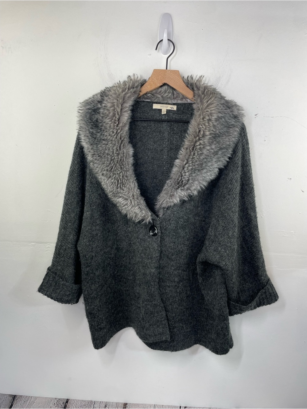 Sejour Charcoal Gray Wool Mohair Blend Cardigan with a Faux Fur Collar Size 1X